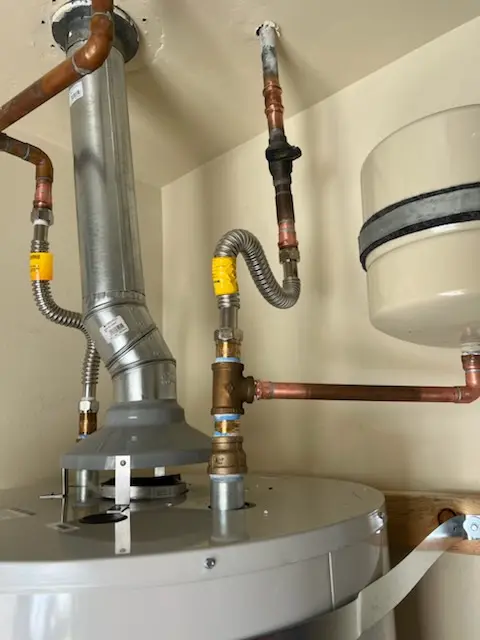 Water heater installation and plumbing repair in Kintnersville